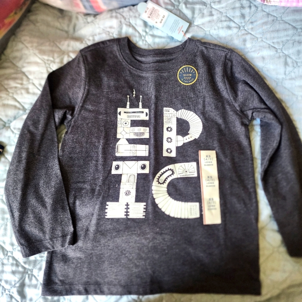 *nd Sz 4/5 epic glow in the dark robot ls shirt (must be bundled to buy)